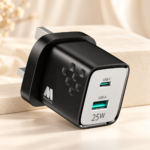 شارژر 25 وات دو پورت MacCoy مدل MC-HC10 تایپ C و USB